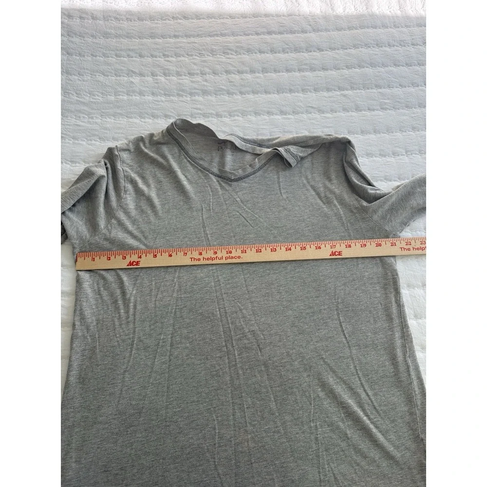 Unisex United Airlines Business Class Polaris Sleep Shirt Gray Pajamas S/M